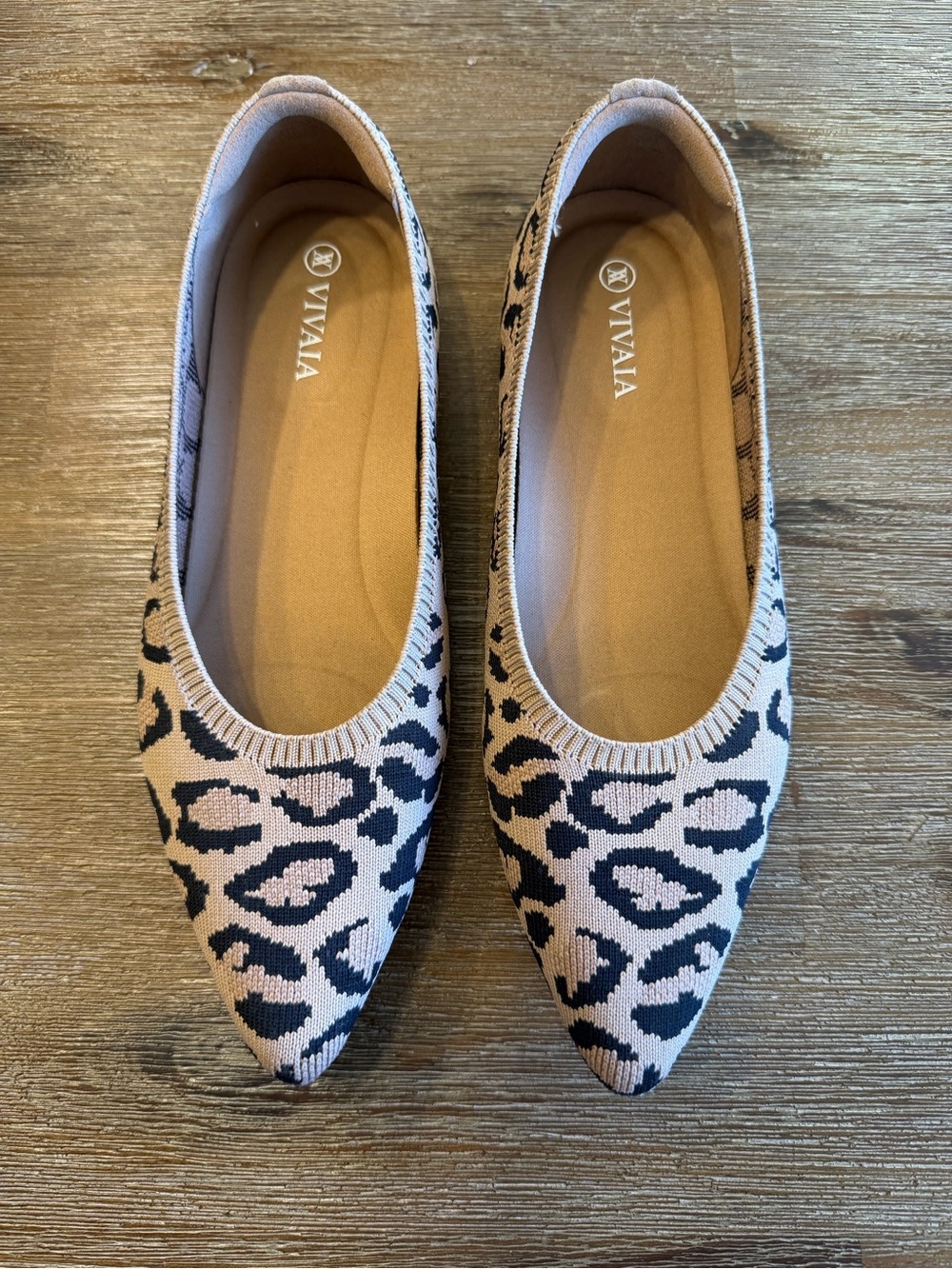 Women's Leopard Pointed Toe Flats